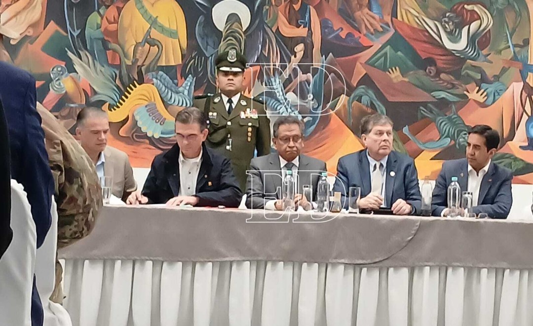 El presidente Paz promulga la ley de estados de excepción en medio de la radicalización de las protestas 