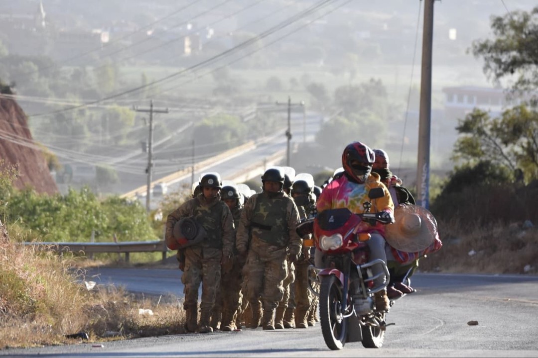 La Paz y Cochabamba recuperan paulatinamente la normalidad con mercados abiertos y rutas despejadas