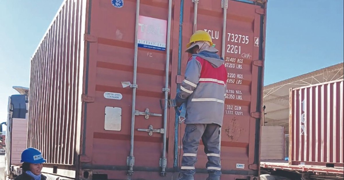 Bloqueos en Bolivia: Bs 30 Millones en Multas a Navieras