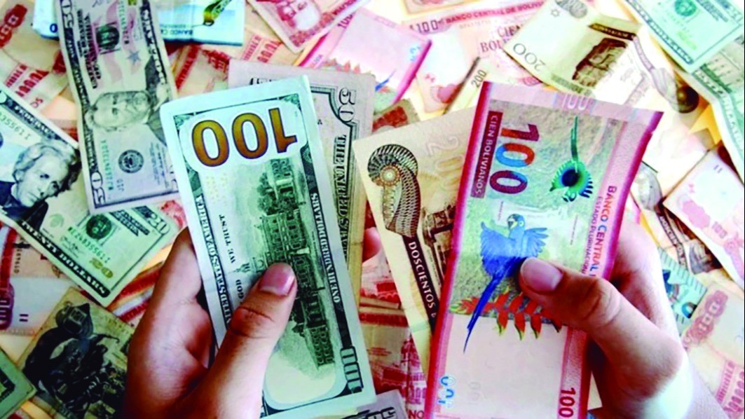 El dólar se cotiza en Bs 9,73 este lunes con el esquema cambiario flexible