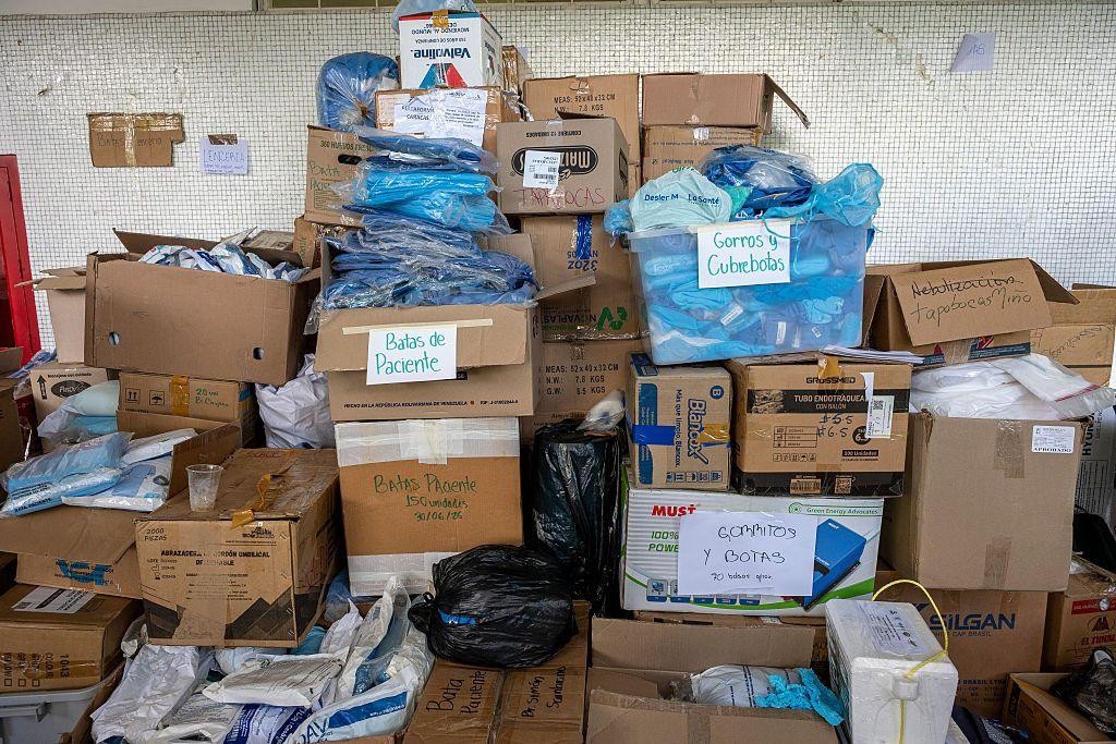 "Ya no quiero ser pediatra. La mirada de esos niños se queda con uno para siempre": el dolor de los médicos que asisten a los heridos del terremoto en Venezuela