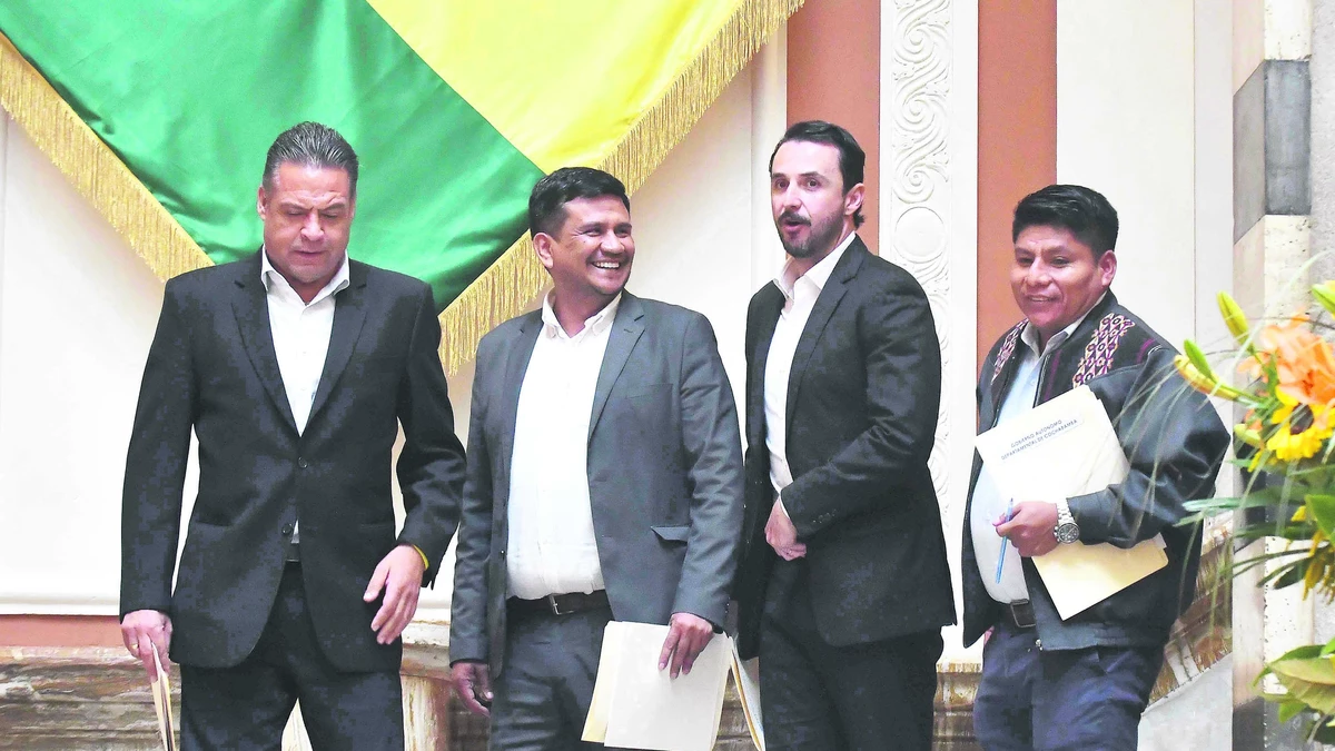 Gobernadores perfilan una propuesta conjunta para aplicar el modelo 50/50 Gobernadores perfilan una propuesta conjunta para aplicar el modelo 50/50