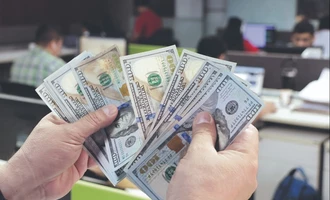 El dólar flexible llega a Bs 11 y presiona al aparato productivo