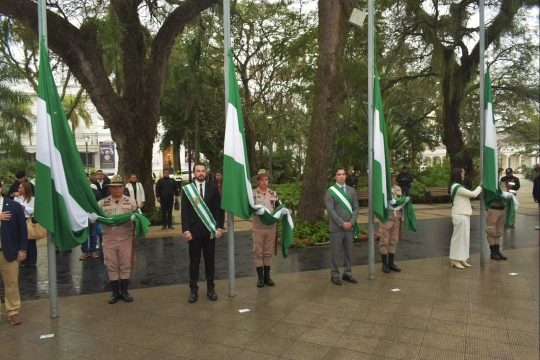 Santa Cruz celebra el Día de la Bandera Cruceña: la historia del emblema que resistió al olvido