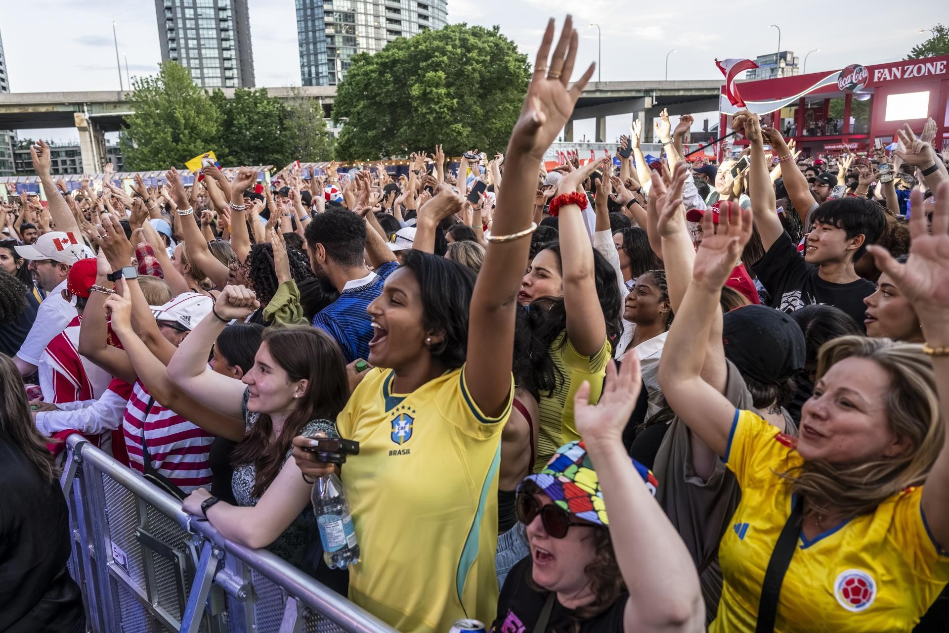 Así viven los hinchas el Mundial 2026 /Fotos: EFE
