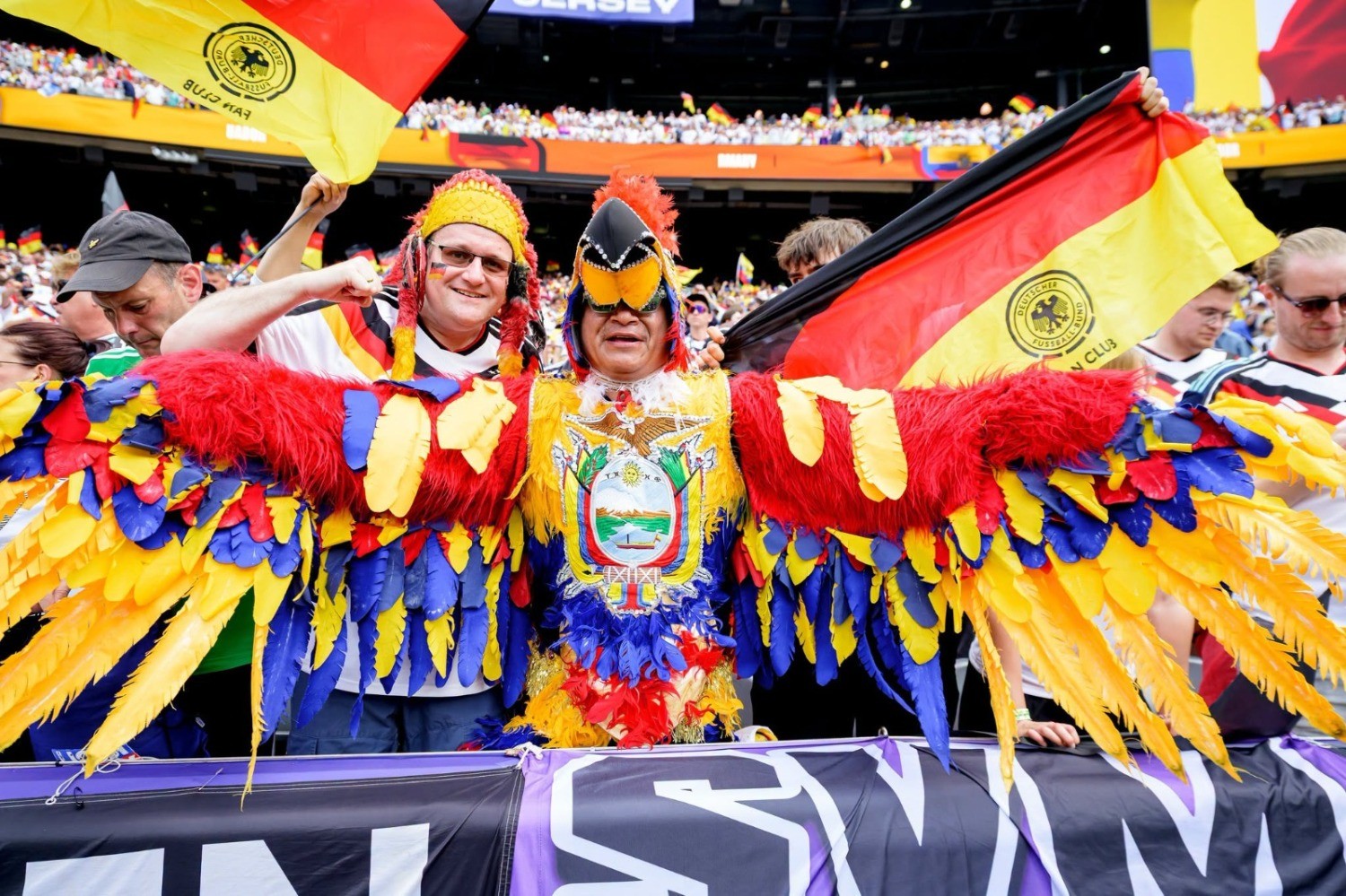 La locura por las selecciones en el Mundial de Fútbol 2026  suma y sigue /Fotos: EFE